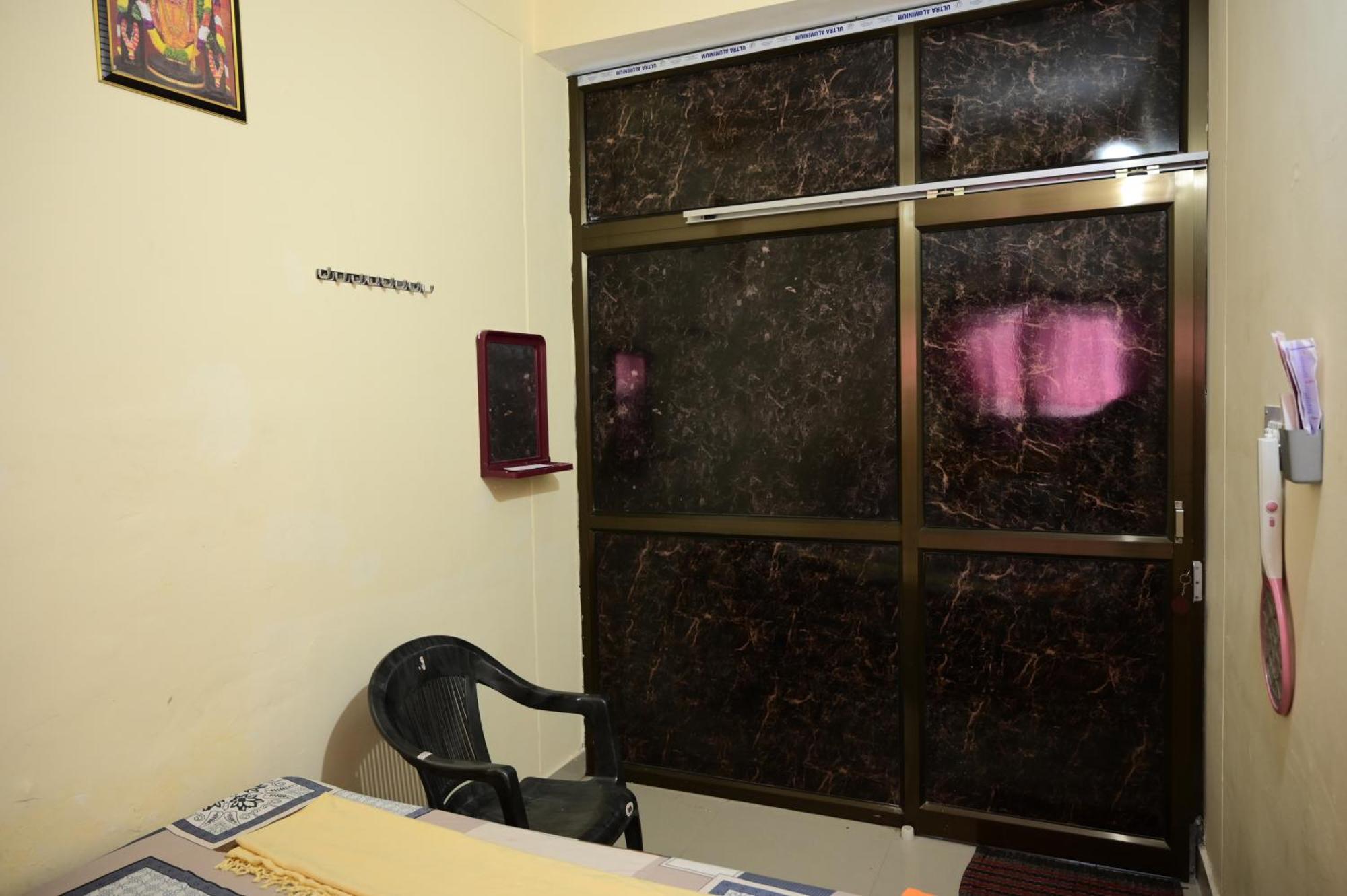 Jankivihar Homestay At Prahladghat Within 1Km From Shri Ram Mandir Ayodhya Buitenkant foto
