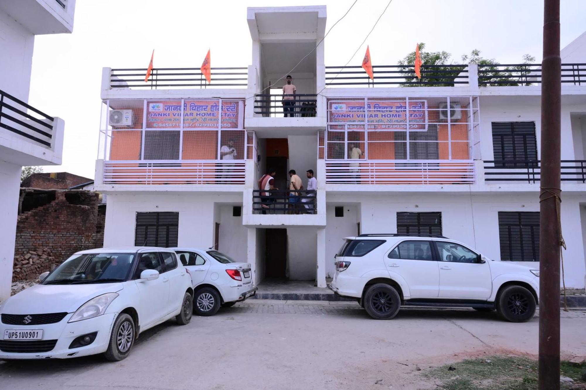 Jankivihar Homestay At Prahladghat Within 1Km From Shri Ram Mandir Ayodhya Buitenkant foto